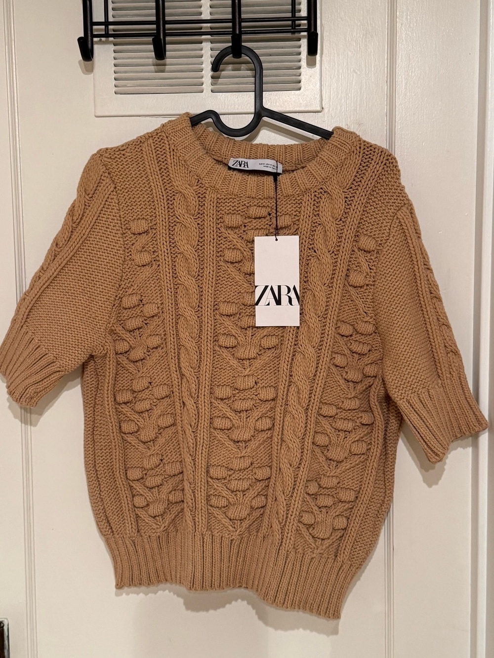 BNWT Zara Textured Cable Knit Short Sleeve Sweater